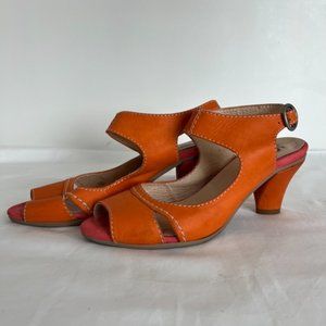 Lirio Portugal Suede Sandals - Size 8